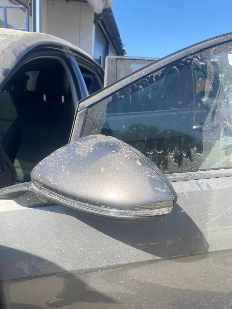 Foto de RETROVISOR IZQUIERDO VOLKSWAGEN GOLF VII (5G1/BE1) 1.4 16V TSI (122 CV / 90 KW)