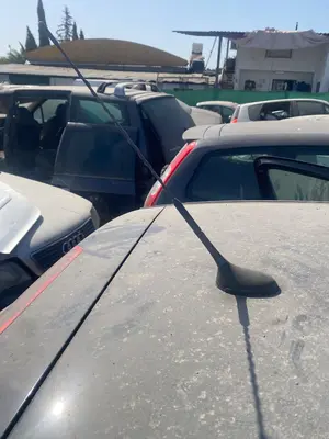 Foto de ANTENA PEUGEOT 308 1.6 16V HDi (90 CV / 66 KW)