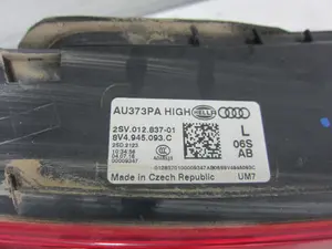 Foto de PILOTO TRASERO IZQUIERDO INTERIOR AUDI A3 SEDÁN (8VM) 2.0 16V TDI (150 CV / 110 KW) referencia 2SV01283701 foto 2