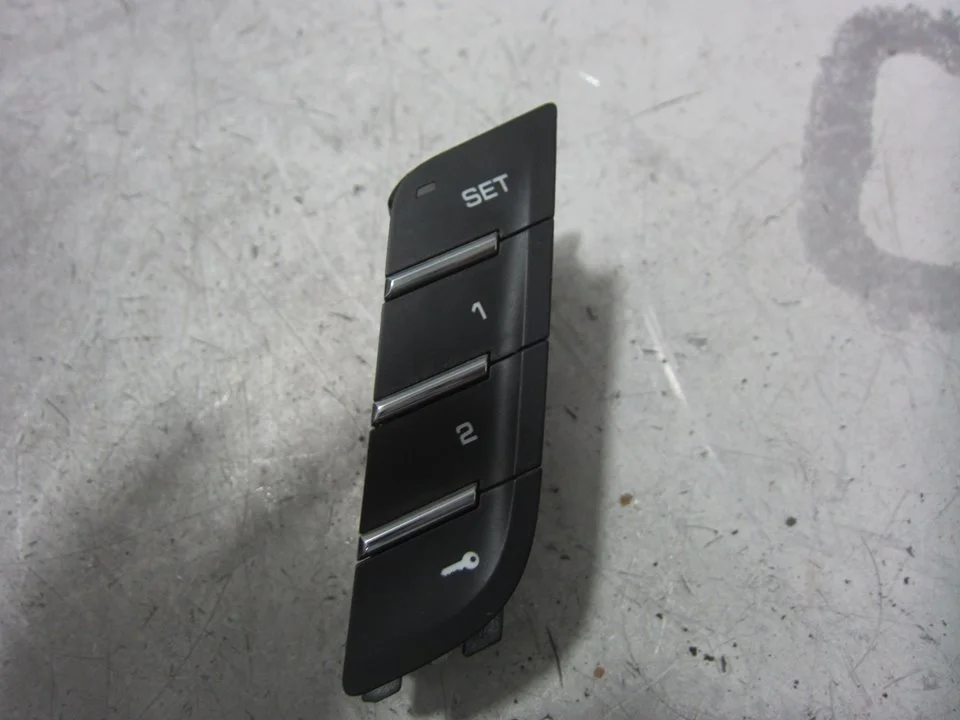 Foto de MANDO MULTIFUNCION PORSCHE MACAN (95BA) referencia 95B959855B