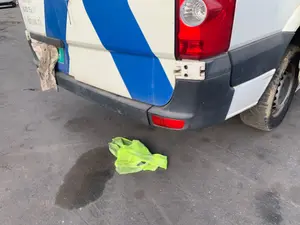 Foto de PARAGOLPES TRASERO VOLKSWAGEN CRAFTER FURGÓN (2E) 2.5 TDI DPF (109 CV / 80 KW)