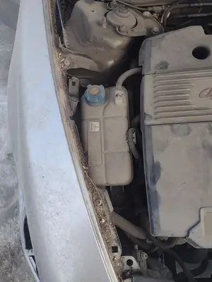 Foto de DEPOSITO EXPANSION ALFA ROMEO GT (125) 1.9 JTD (M) 16V CAT (150 CV / 110 KW) referencia 0060693147