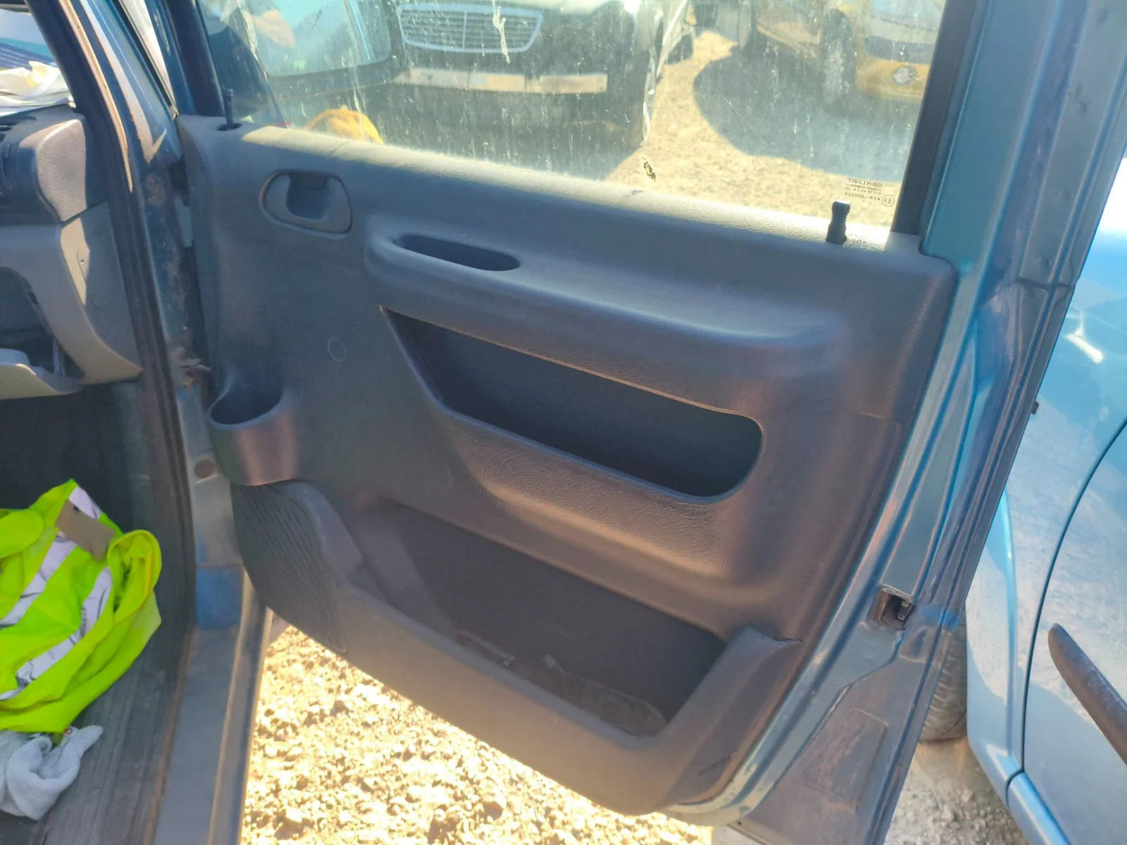 Foto de GUARNECIDO PUERTA DELANTERA DERECHA FIAT I SCUDO (222) 2.0 16V JTD CAT (109 CV / 80 KW) referencia 9790476918