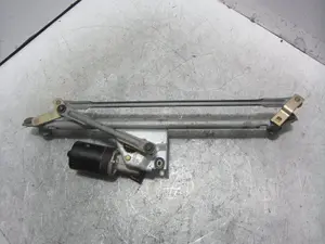 Foto de MOTOR LIMPIA DELANTERO OPEL VECTRA B BERLINA 2.0 DTI (101 CV / 74 KW) referencia 90504143 foto 4