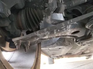 Foto de BRAZO SUSPENSION DELANTERO DERECHO CITROEN C4 CACTUS 1.2 12V VTi (82 CV / 60 KW)