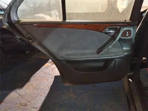 Foto de GUARNECIDO PUERTA TRASERA IZQUIERDA MERCEDES-BENZ CLASE E (BM 210) BERLINA