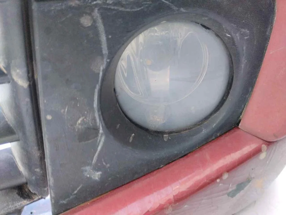 Foto de FARO ANTINIEBLA IZQUIERDO RENAULT MEGANE II COUPE/CABRIO 1.6 16V (112 CV / 82 KW)