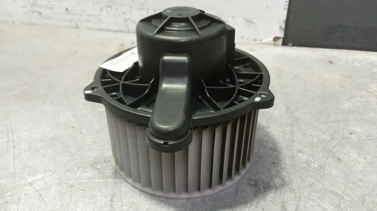 Foto de VENTILADOR CALEFACCION KIA SPORTAGE (KM) 2.0 CRDi (140 CV / 103 KW) referencia F00S33F012