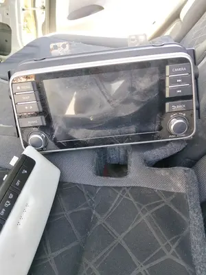 Foto de SISTEMA AUDIO / RADIO CD NISSAN MICRA (K14) 1.0 12V CAT (71 CV / 52 KW)