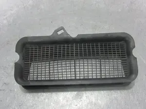 Foto de REJILLA AIREADORA SEAT LEON (5F1) 1.6 TDI (105 CV / 77 KW) referencia 5Q0815479 foto 4