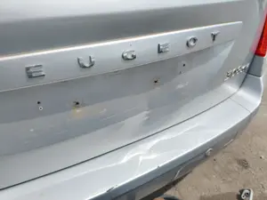 Foto de PORTON TRASERO PEUGEOT 308 SW 2.0 16V HDi FAP CAT (RHR / DW10BTED4) (136 CV / 100 KW) referencia 8701AG foto 2
