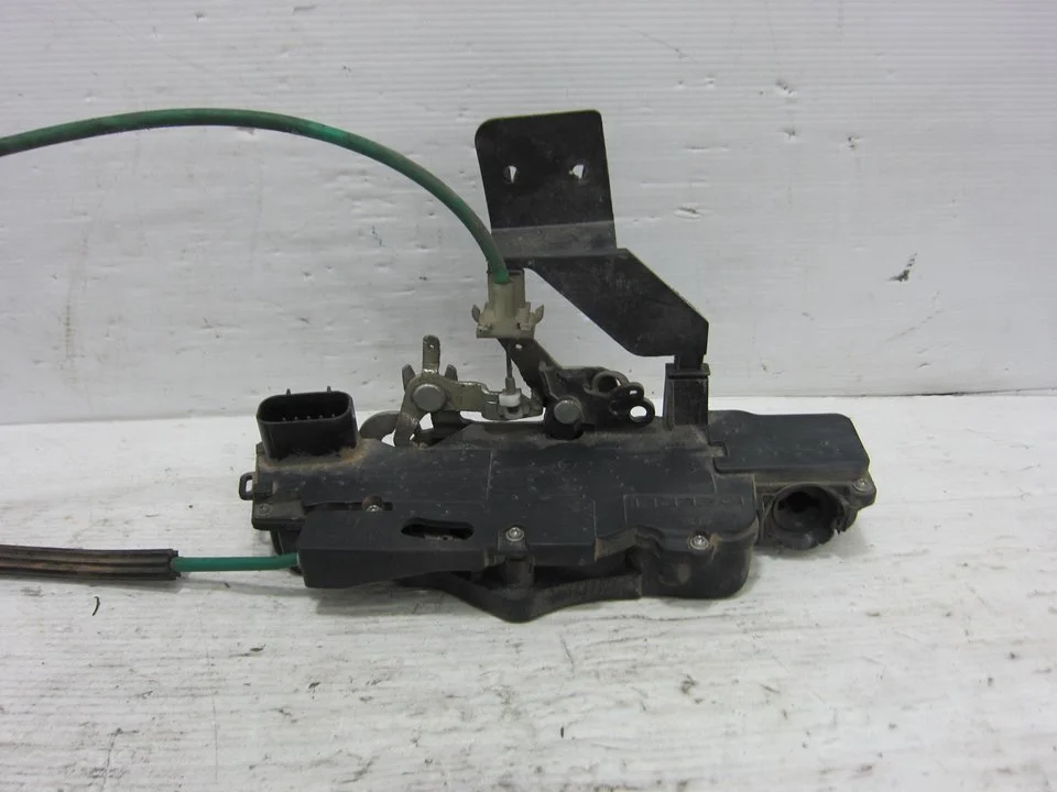 Foto de CERRADURA PUERTA DELANTERA IZQUIERDA FIAT STILO (192) 1.9 JTD CAT (116 CV / 85 KW)
