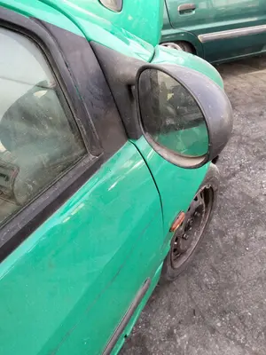 Foto de RETROVISOR DERECHO RENAULT TWINGO I (C06) 1.2  (58 CV / 43 KW)