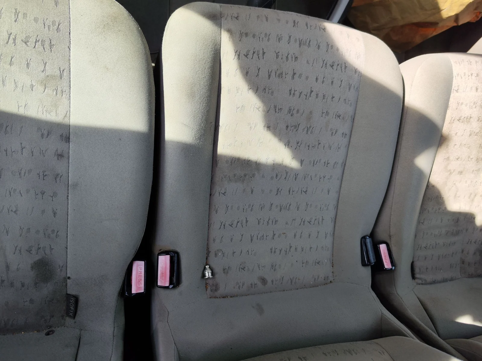 Foto de ASIENTO TRASERO MEDIO RENAULT SCENIC II (JM) 1.9 dCi Diesel (120 CV / 88 KW)