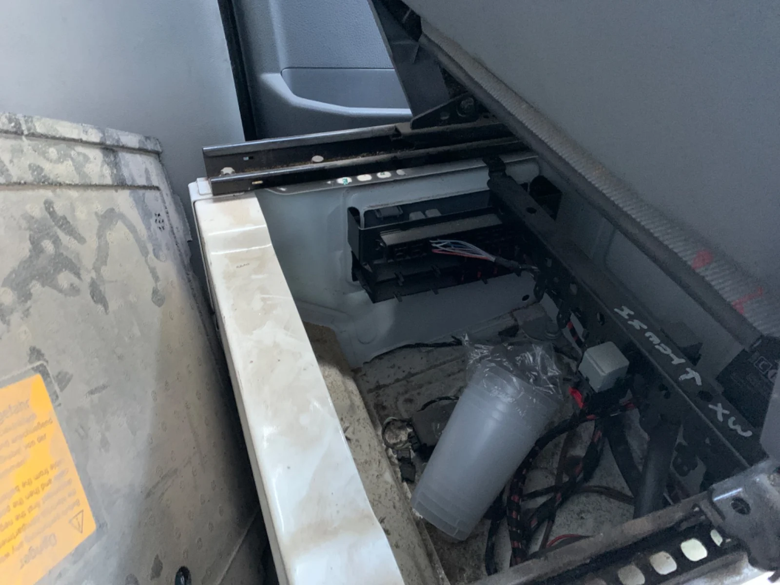 Foto de CENTRALITA CONFORT VOLKSWAGEN CRAFTER FURGÓN (2E) 2.5 TDI DPF (109 CV / 80 KW)