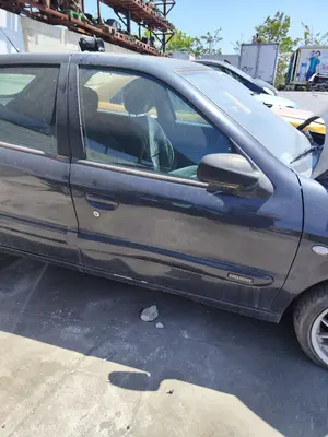 Foto de PUERTA DELANTERA DERECHA CITROEN XSARA BERLINA 2.0 HDi CAT (RHY / DW10TD) (90 CV / 66 KW)