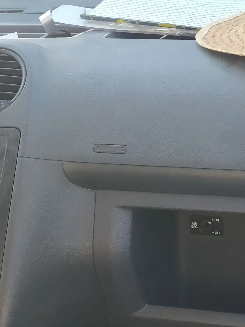 Foto de AIRBAG DELANTERO DERECHO VOLKSWAGEN CADDY (2K)(02.2004) 1.9 TDI (BSU) (75 CV / 55 KW)