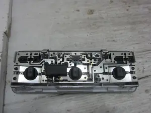 Foto de LUZ INTERIOR BMW SERIE M6 COUPE (E63) 5.0 CAT (507 CV / 373 KW) referencia 63316962010 foto 5