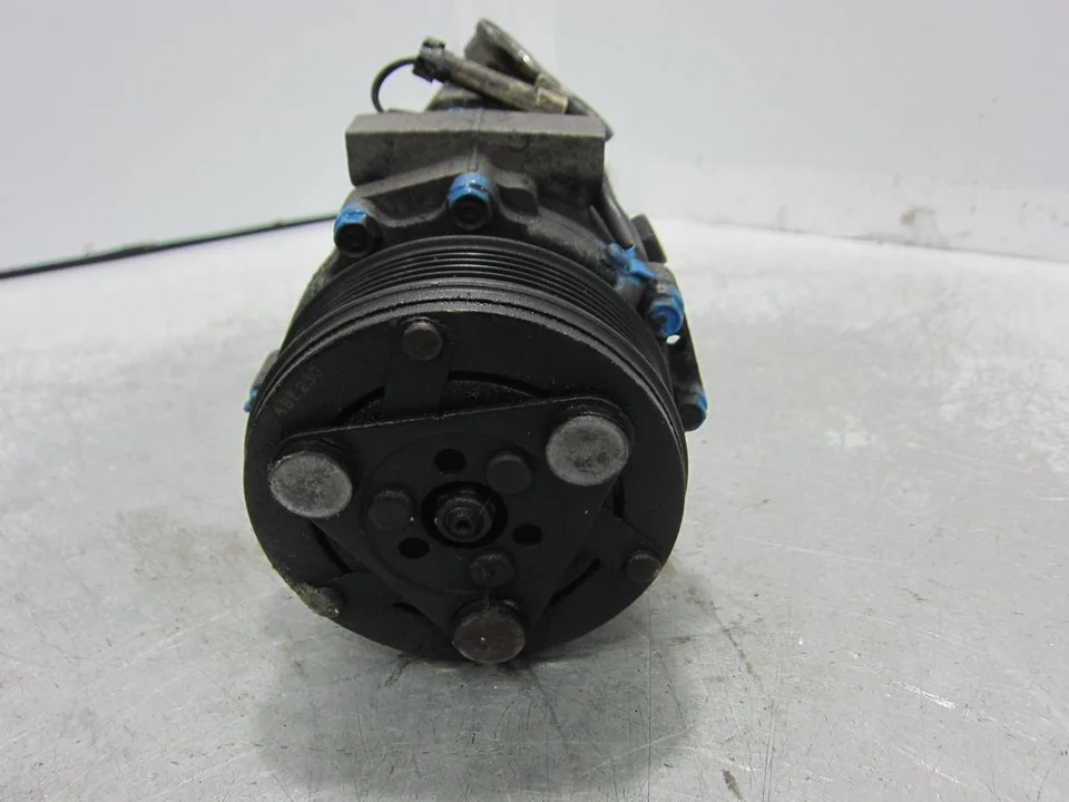 Foto de COMPRESOR AIRE ACONDICIONADO OPEL CORSA C 1.7 16V DTI CAT (Y 17 DT / LR6) (75 CV / 55 KW) referencia GM2442164