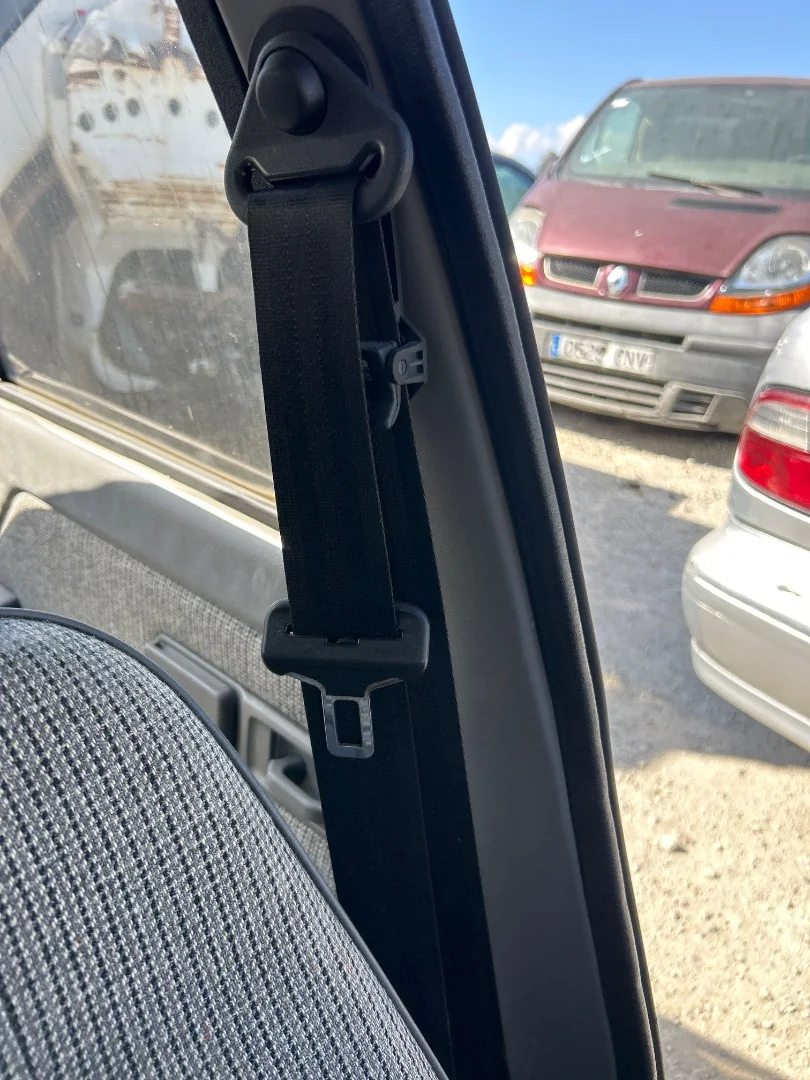 Foto de CINTURON SEGURIDAD DELANTERO IZQUIERDO PEUGEOT 309 1.6 (88 CV / 65 KW)