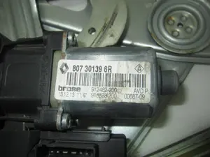 Foto de ELEVALUNAS DELANTERO DERECHO RENAULT MEGANE III BERLINA 5P 1.2 TCE (132 CV / 97 KW) referencia 807301396R foto 9