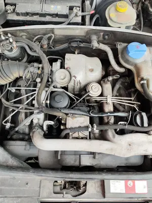 Foto de MOTOR COMPLETO AUDI A6 BERLINA (4B2) 2.5 V6 24V TDI (150 CV / 110 KW) referencia AKN foto 3