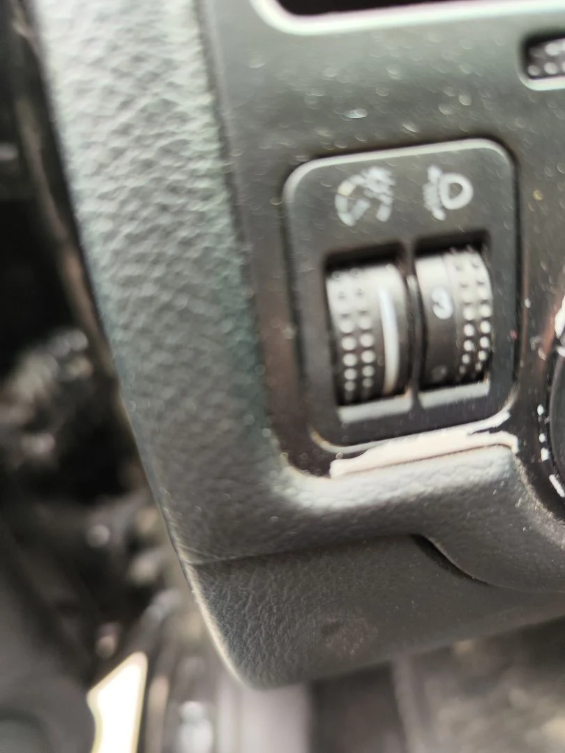 Foto de INTERRUPTOR VOLKSWAGEN BORA BERLINA (1J2)(1998) 1.9 TDI (110 CV / 81 KW)