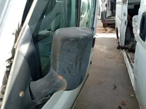 Foto de CARCASA RETROVISOR IZQUIERDO FORD TRANSIT COMBI (FY) 2.0 TDE CAT (101 CV / 74 KW) foto 2
