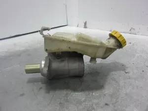 Foto de BOMBA FRENO FORD FIESTA (CBK) referencia 41230130 foto 4