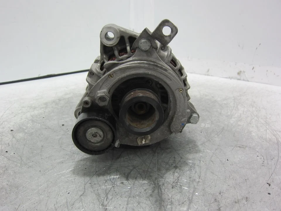 Foto de ALTERNADOR BMW SERIE X3 (G01) 3.0 24V Turbodiesel (265 CV / 195 KW) referencia 0125815004