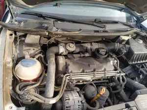 Foto de DEPOSITO LIMPIA SEAT IBIZA (6L1) 1.9 TDI (101 CV / 74 KW)