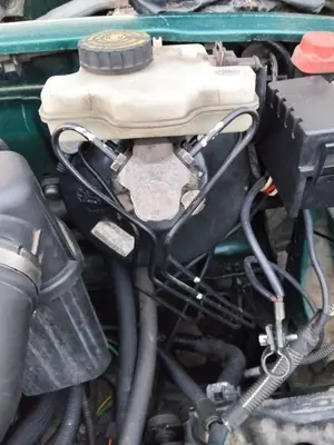 Foto de BOMBA FRENO PEUGEOT 106 (S2) 1.1  (60 CV / 44 KW)