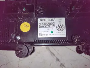 Foto de MANDO CLIMATIZADOR VOLKSWAGEN GOLF VII (5G1/BE1) 2.0 TDI (184 CV / 135 KW) referencia 5G0907044AA foto 2