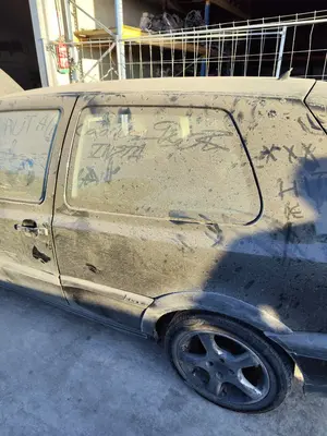Foto de LUNA CUSTODIA TRASERA IZQUIERDA VOLKSWAGEN GOLF III (1H1)(11.1991) 1.9 TDI (110 CV / 81 KW)