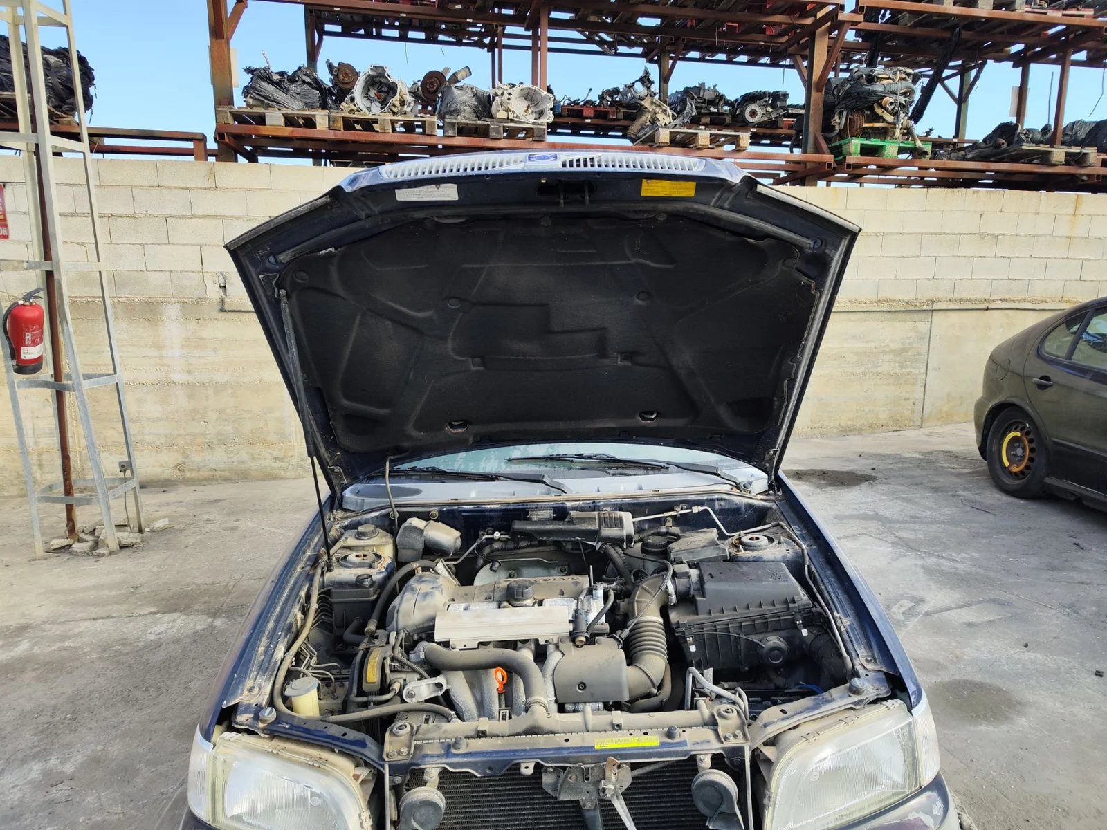 Foto de CAPO VOLVO S40 BERLINA 1.6 CAT (109 CV / 80 KW) referencia 30621340