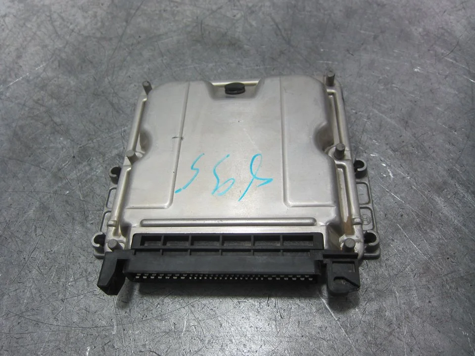 Foto de CENTRALITA MOTOR UCE CITROEN XANTIA BERLINA 2.0 HDi CAT (RHY / DW10TD) (90 CV / 66 KW) referencia 937089580