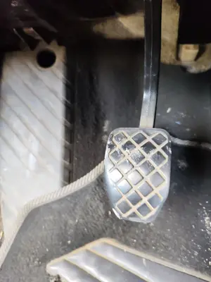 Foto de PEDAL EMBRAGUE AUDI A6 BERLINA (4B2) 2.4 V6 30V (165 CV / 121 KW)