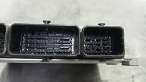 Foto de CENTRALITA MOTOR UCE RENAULT CLIO IV GRANDTOUR 0.9 Energy (90 CV / 66 KW) referencia 237105499R foto 3