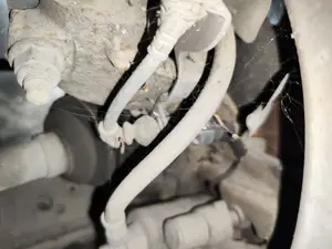Foto de PINZA DE FRENO DELANTERA IZQUIERDA VOLKSWAGEN POLO IV (9N1) 1.4 16V (75 CV / 55 KW)