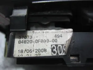Foto de MANDO ELEVALUNAS DELANTERO IZQUIERDO TOYOTA COROLLA VERSO (R1) 2.2 Turbodiesel CAT (136 CV / 100 KW) referencia 848200F03000 foto 2