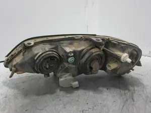 Foto de FARO DERECHO OPEL ASTRA G BERLINA 1.6 (75 CV / 55 KW) referencia 90520878RH foto 8