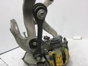 Foto de BRAZO SUSPENSION INFERIOR TRASERO DERECHO PORSCHE MACAN (95BA) referencia 8K0501629L foto 1