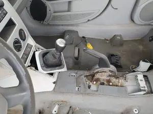 Foto de CONSOLA CENTRAL DODGE CALIBER (PM) 2.0 16V CRD CAT (140 CV / 103 KW)