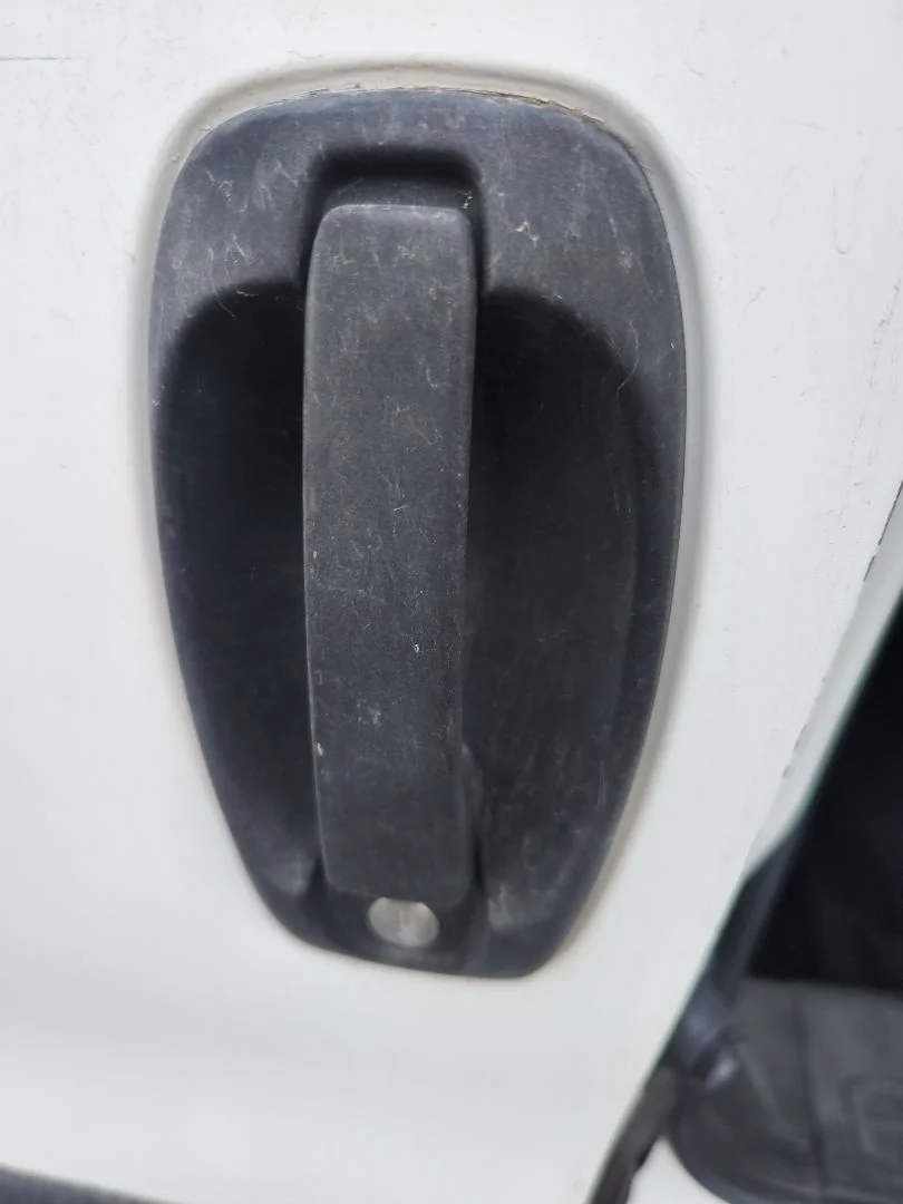 Foto de MANETA EXTERIOR DELANTERA IZQUIERDA FIAT II DOBLÒ (152) 1.6 JTDM 16V CAT (105 CV / 77 KW) referencia 735545496