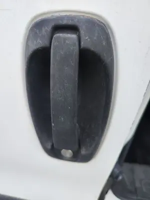 Foto de MANETA EXTERIOR DELANTERA IZQUIERDA FIAT II DOBLÒ (152) 1.6 JTDM 16V CAT (105 CV / 77 KW) referencia 735545496