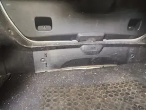 Foto de GUARNECIDO PORTON TRASERO CITROEN C4 BERLINA 1.6 16V HDi (90 CV / 66 KW)