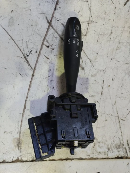 Foto de MANDO LUCES KIA PICANTO (SA) 1.1 CAT (65 CV / 48 KW) referencia 32932A