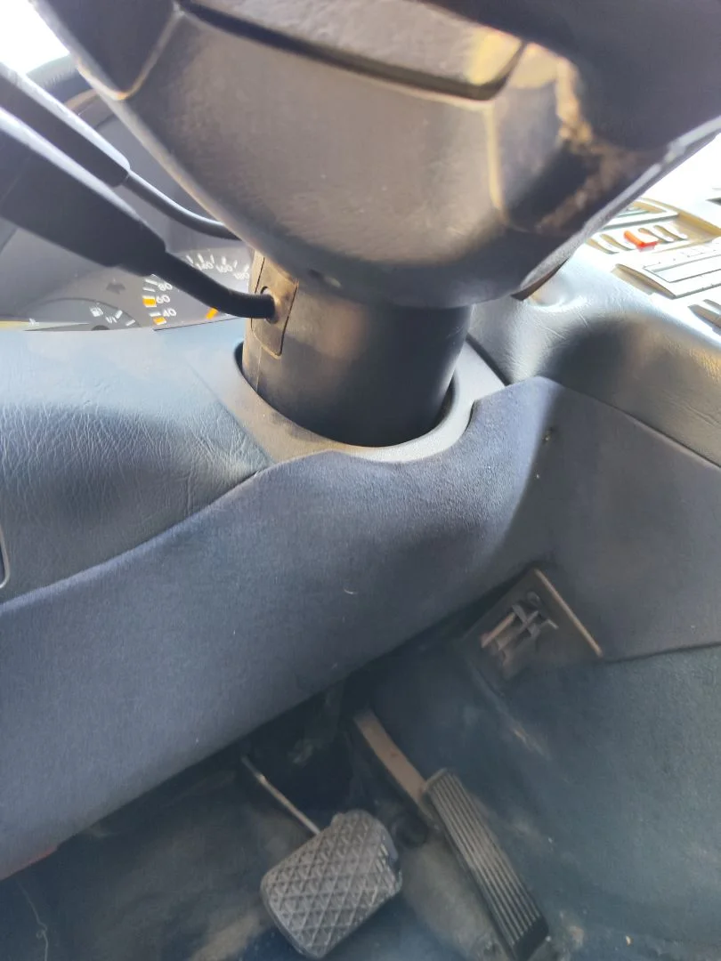 Foto de COLUMNA DIRECCION MERCEDES-BENZ CLASE E (BM 210) BERLINA 3.0 Turbodiesel CAT (177 CV / 130 KW)