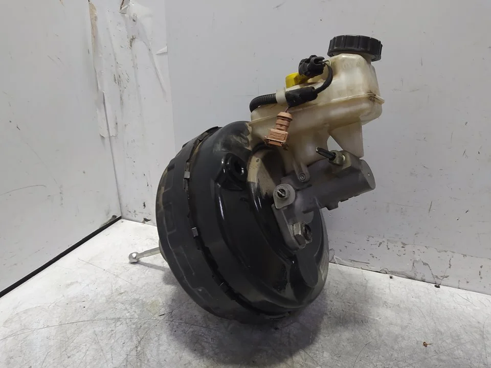 Foto de SERVOFRENO CON BOMBA OPEL ASTRA J BERLINA 5P 1.7 16V CDTI (110 CV / 81 KW) referencia 13338058
