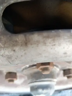 Foto de PINZA DE FRENO DELANTERA DERECHA NISSAN VANETTE (C220) 2.0 Diesel (67 CV / 49 KW)